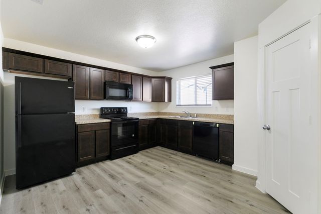 21155 Gosling Road 10B, Spring, TX 77388