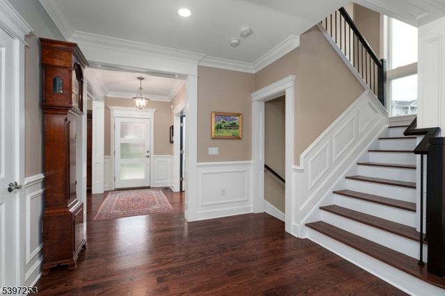 2 E Hartwick Dr, Montgomery Twp., NJ 08558