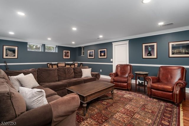 2 E Hartwick Dr, Montgomery Twp., NJ 08558