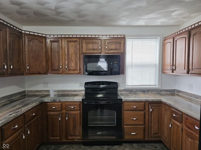 615 E Mobley Drive, Greensburg, IN 47240