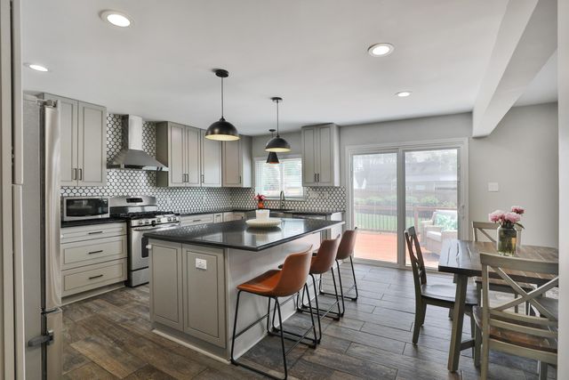 91 W Lincoln Avenue, Worthington, OH 43085