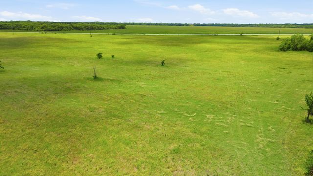Lot 4 Hwy 69, Whitewright, TX 75491