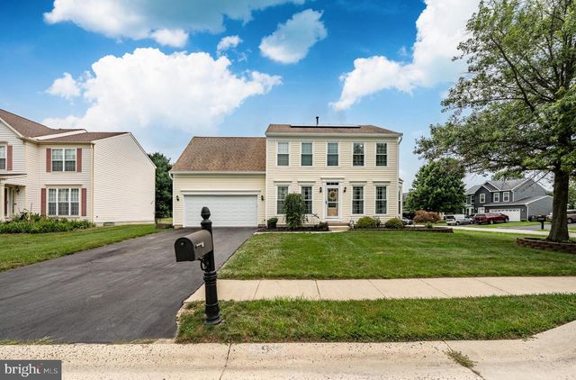 9 E HAWTHORNE DR, Newark, DE 19702