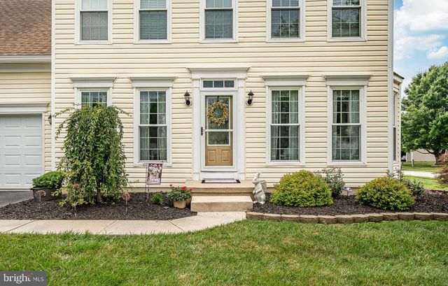 9 E HAWTHORNE DR, Newark, DE 19702