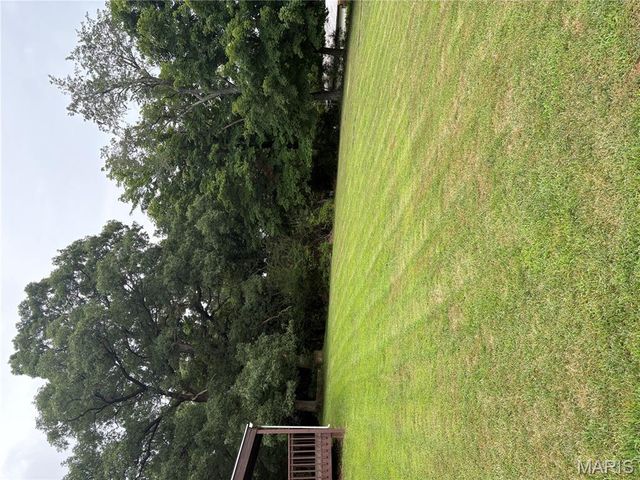 3020 Hilgert Drive, High Ridge, MO 63049