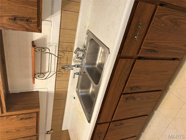 3020 Hilgert Drive, High Ridge, MO 63049
