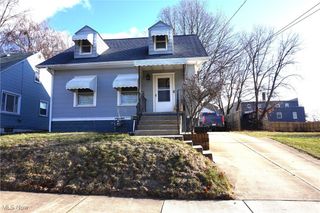 2083 17th Street SW, Akron, OH 44314