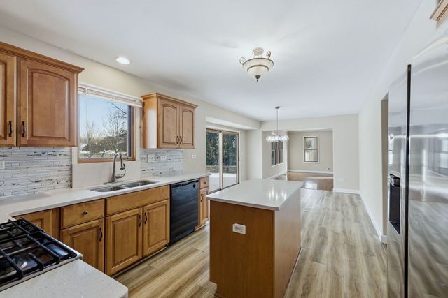 1305 Campbell Street, Joliet, IL 60435