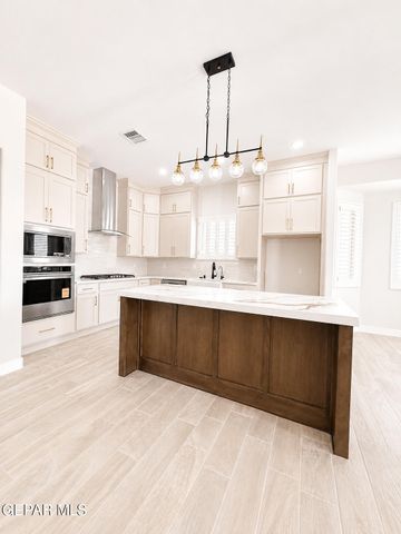 1807 Espy Gamboa Drive, El Paso, TX 79928