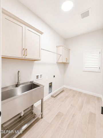 1807 Espy Gamboa Drive, El Paso, TX 79928
