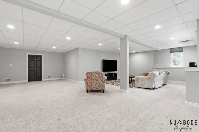4082 Oakharbor Street, Kalamazoo, MI 49009