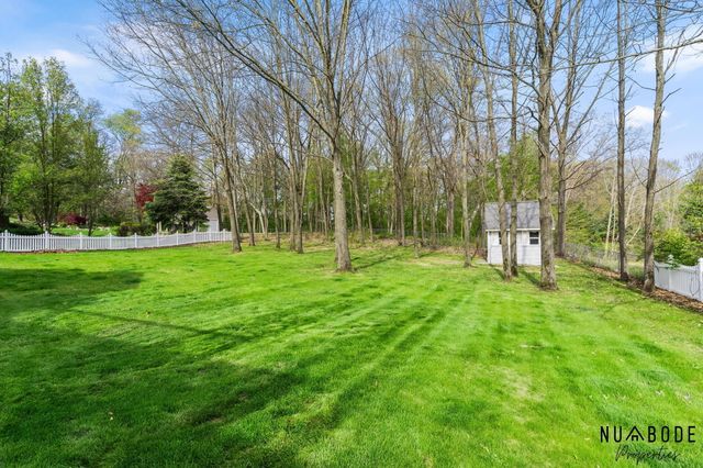 4082 Oakharbor Street, Kalamazoo, MI 49009