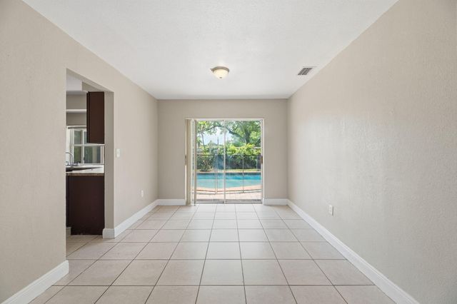 2420 NW 89th Avenue, Sunrise, FL 33322