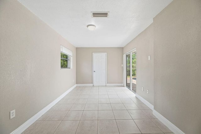 2420 NW 89th Avenue, Sunrise, FL 33322