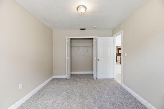 2420 NW 89th Avenue, Sunrise, FL 33322