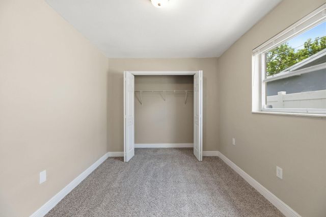 2420 NW 89th Avenue, Sunrise, FL 33322