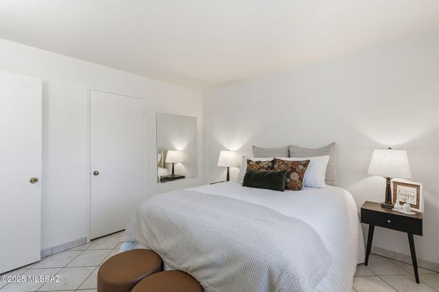 5741 E 33rd Street, Tucson, AZ 85711