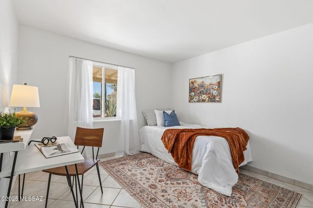 5741 E 33rd Street, Tucson, AZ 85711