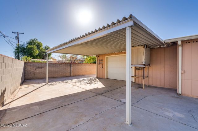 5741 E 33rd Street, Tucson, AZ 85711