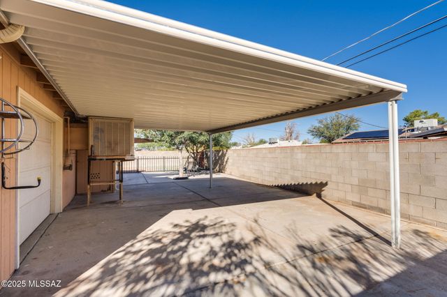 5741 E 33rd Street, Tucson, AZ 85711