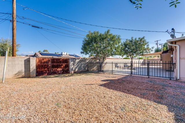5741 E 33rd Street, Tucson, AZ 85711