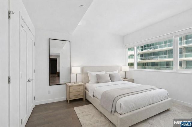 800 Ave At Port Imperial Boulevard 517, Weehawken, NJ 07086