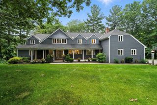 30 Ironwood Rd, North Andover, MA 01845