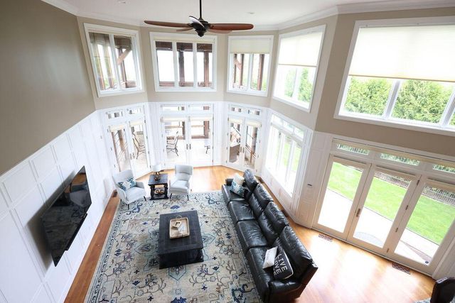 2611 E Lake Shore DRIVE, Twin Lakes, WI 53181