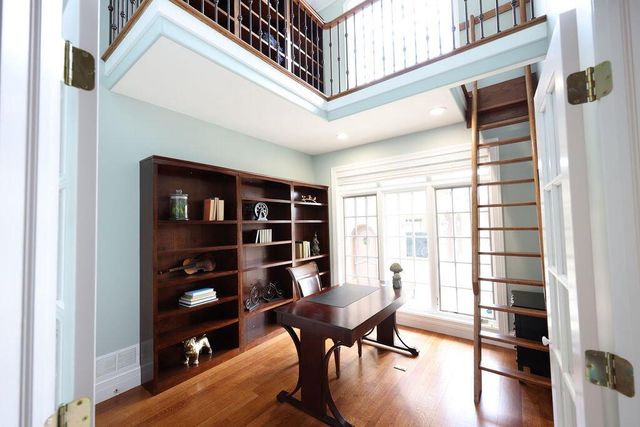 2611 E Lake Shore DRIVE, Twin Lakes, WI 53181