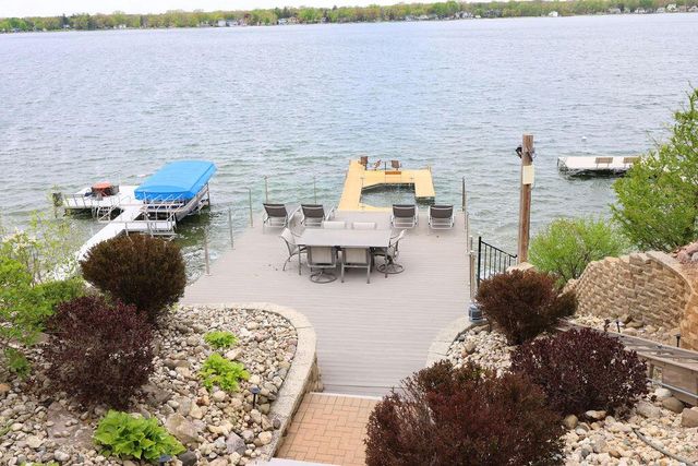 2611 E Lake Shore DRIVE, Twin Lakes, WI 53181