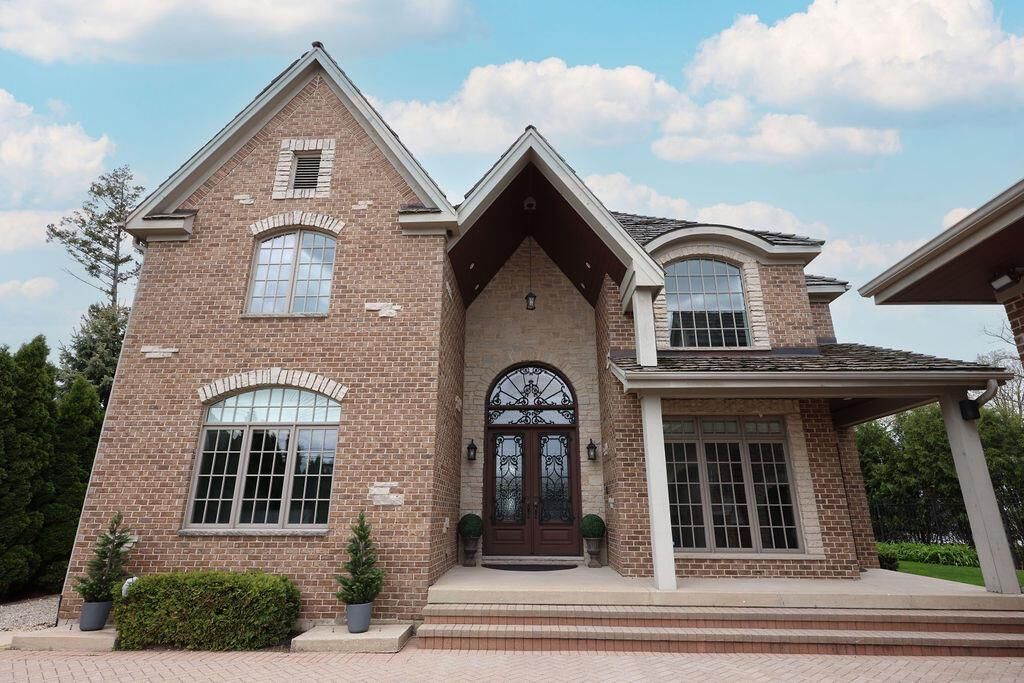 2611 E Lake Shore DRIVE, Twin Lakes, WI 53181
