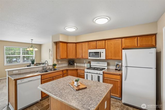 5908 NE 35th Circle, Vancouver, WA 98661