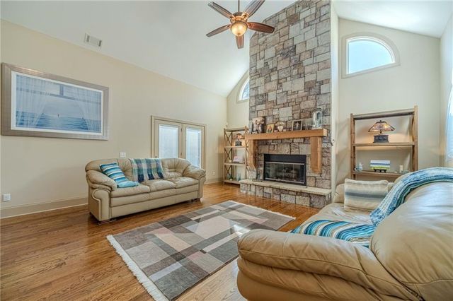 500 Penny Lane, Loganville, GA 30052