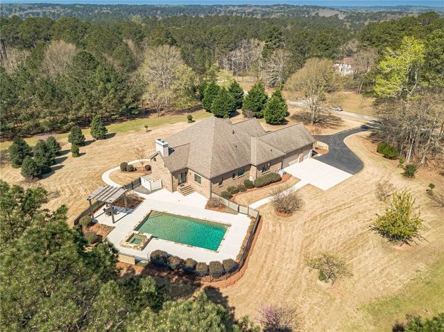 500 Penny Lane, Loganville, GA 30052