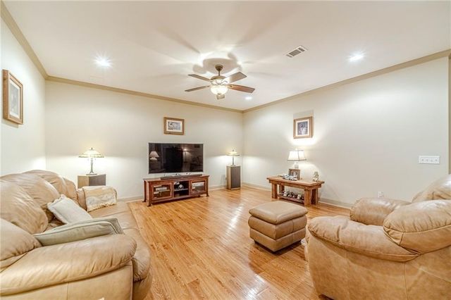 500 Penny Lane, Loganville, GA 30052