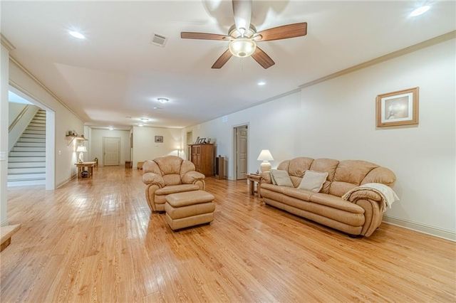 500 Penny Lane, Loganville, GA 30052