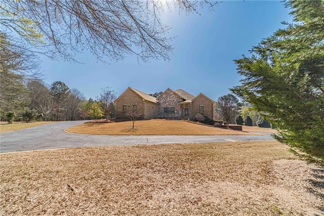 500 Penny Lane, Loganville, GA 30052