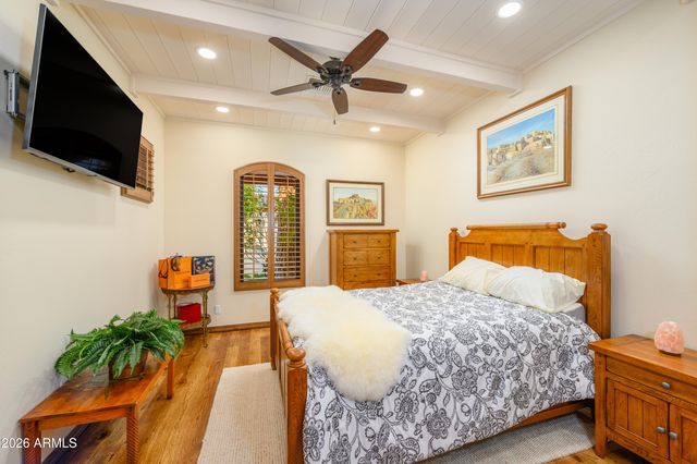 3356 N 60TH Street, Phoenix, AZ 85018