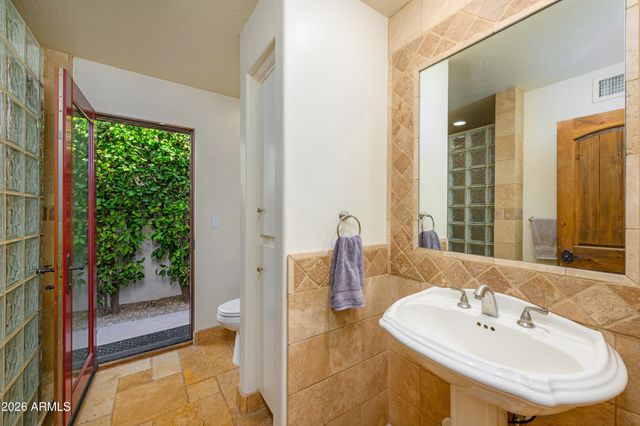 3356 N 60TH Street, Phoenix, AZ 85018