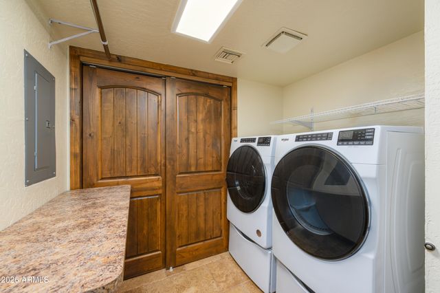 3356 N 60TH Street, Phoenix, AZ 85018