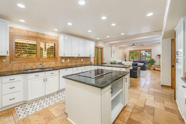 3356 N 60TH Street, Phoenix, AZ 85018