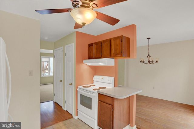 22 PERSIAN LILAC DR, Etters, PA 17319