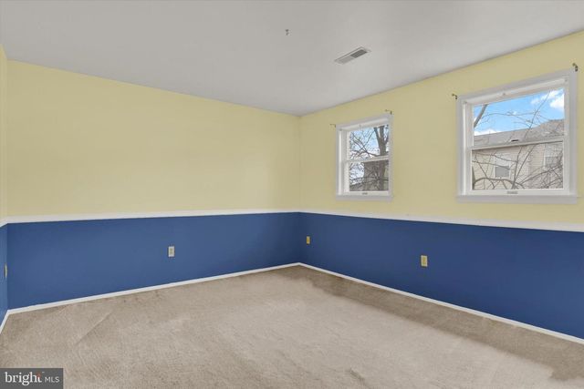 22 PERSIAN LILAC DR, Etters, PA 17319