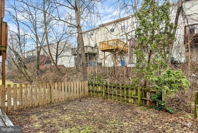 22 PERSIAN LILAC DR, Etters, PA 17319