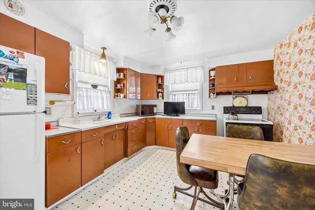 410 E EAGLE RD, Havertown, PA 19083