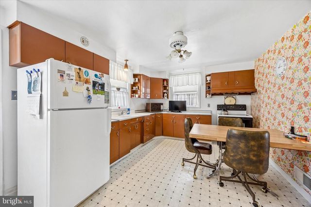 410 E EAGLE RD, Havertown, PA 19083