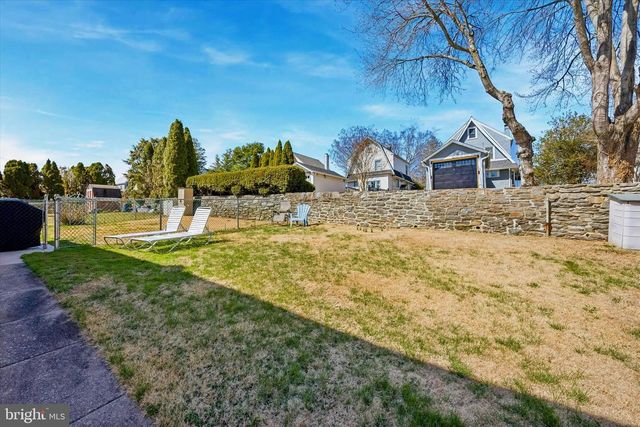 410 E EAGLE RD, Havertown, PA 19083