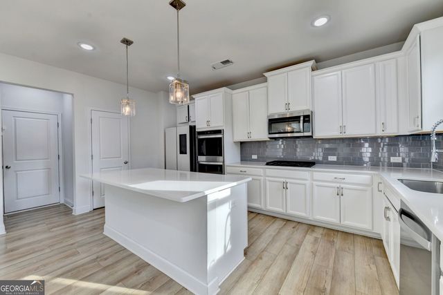8190 Tiberon Parkway, Cumming, GA 30028