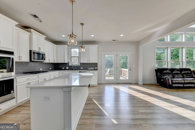 8190 Tiberon Parkway, Cumming, GA 30028
