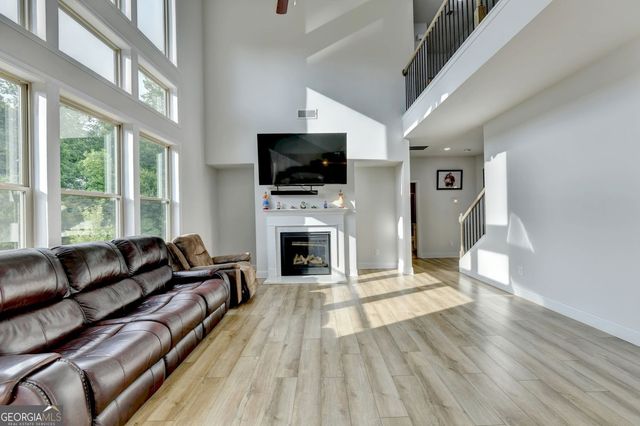 8190 Tiberon Parkway, Cumming, GA 30028
